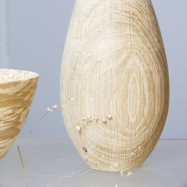 kleine Vase ▸ Eiche "hohe Form" 2